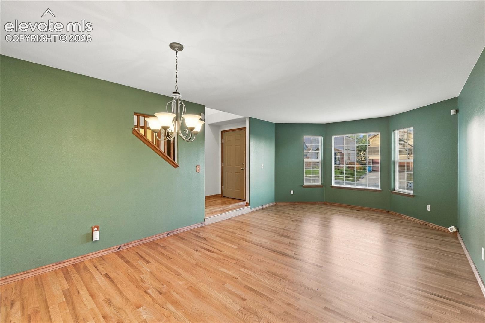 5839 Instone Circle