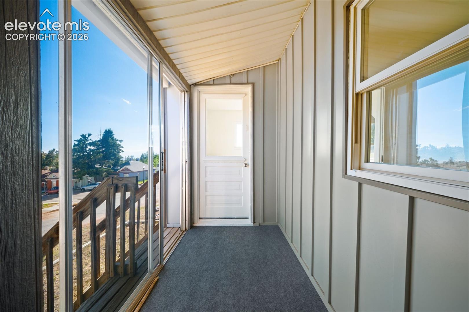 405 E Eaton Avenue