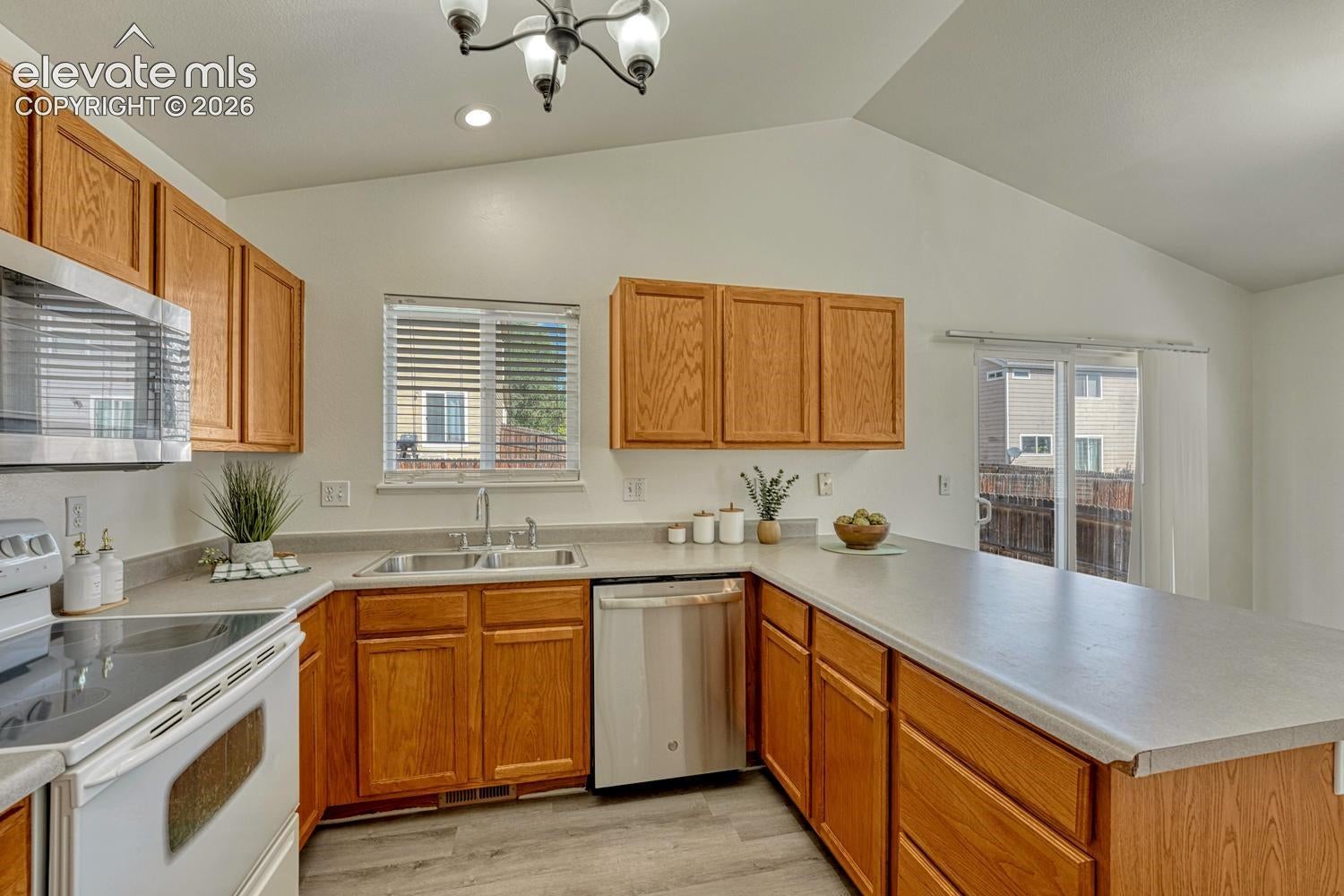 1120 Lords Hill Drive