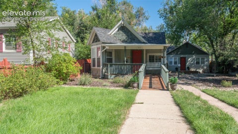 Photo of 520 W Pikes Peak Avenue, Colorado Springs, CO 80905 (MLS # 4323600)