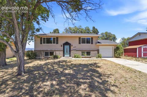 Photo of 2826 Pinnacle Drive, Colorado Springs, CO 80910 (MLS # 9395441)