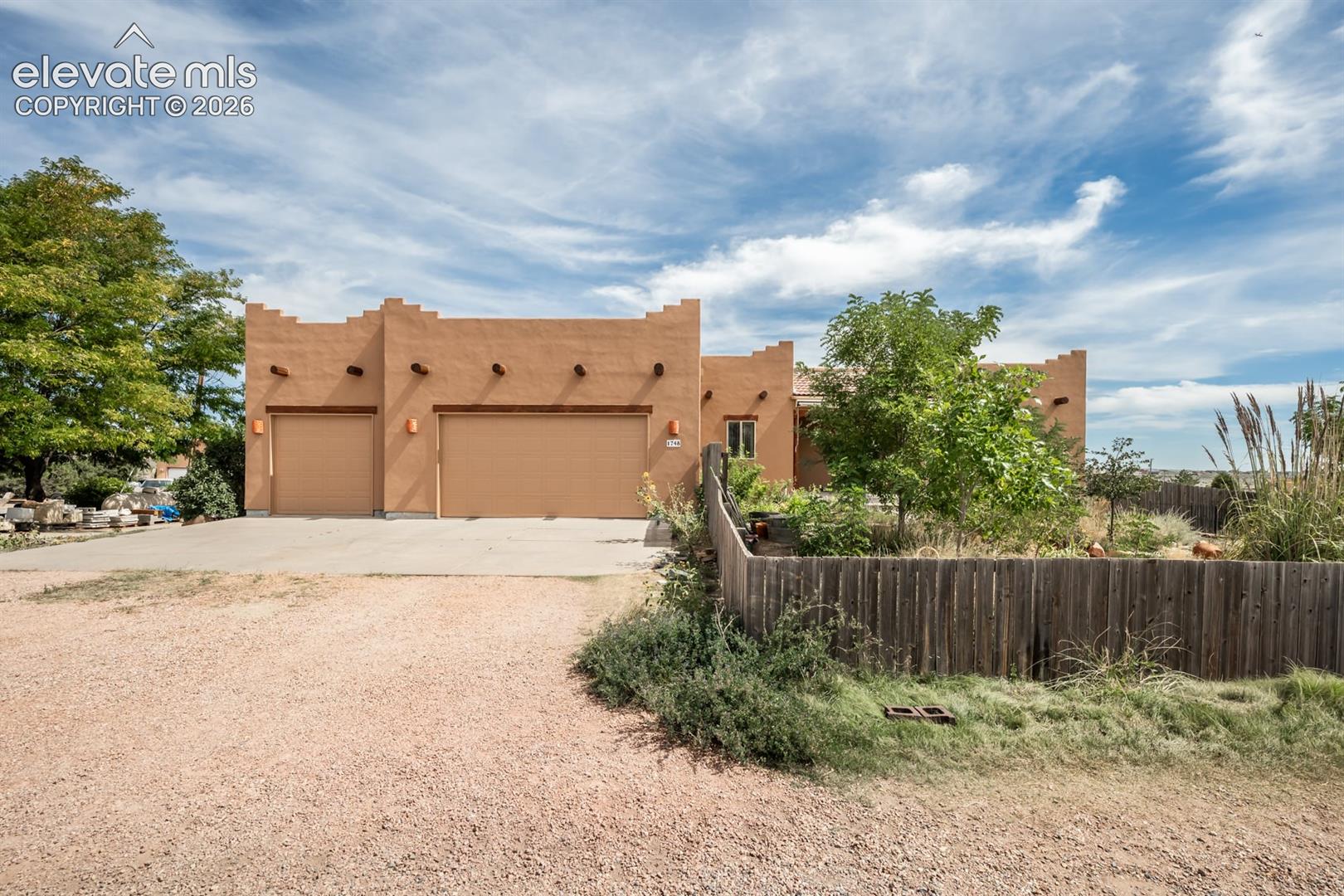 1748 N Wyatt Earp Lane