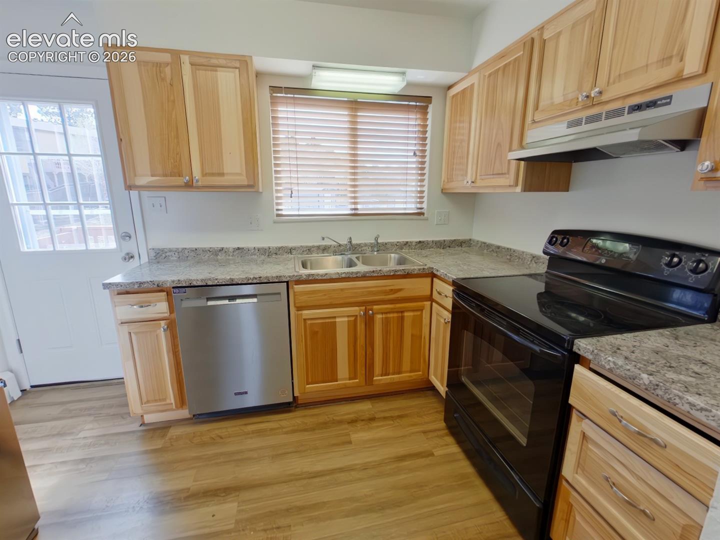4725 Picturesque Drive