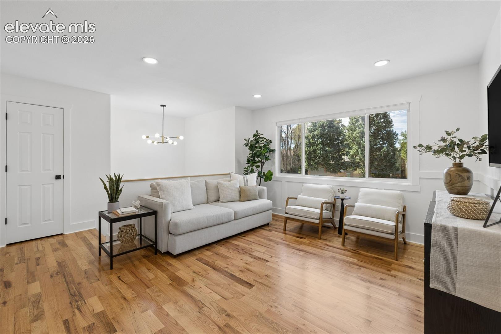 3704 Surrey Lane