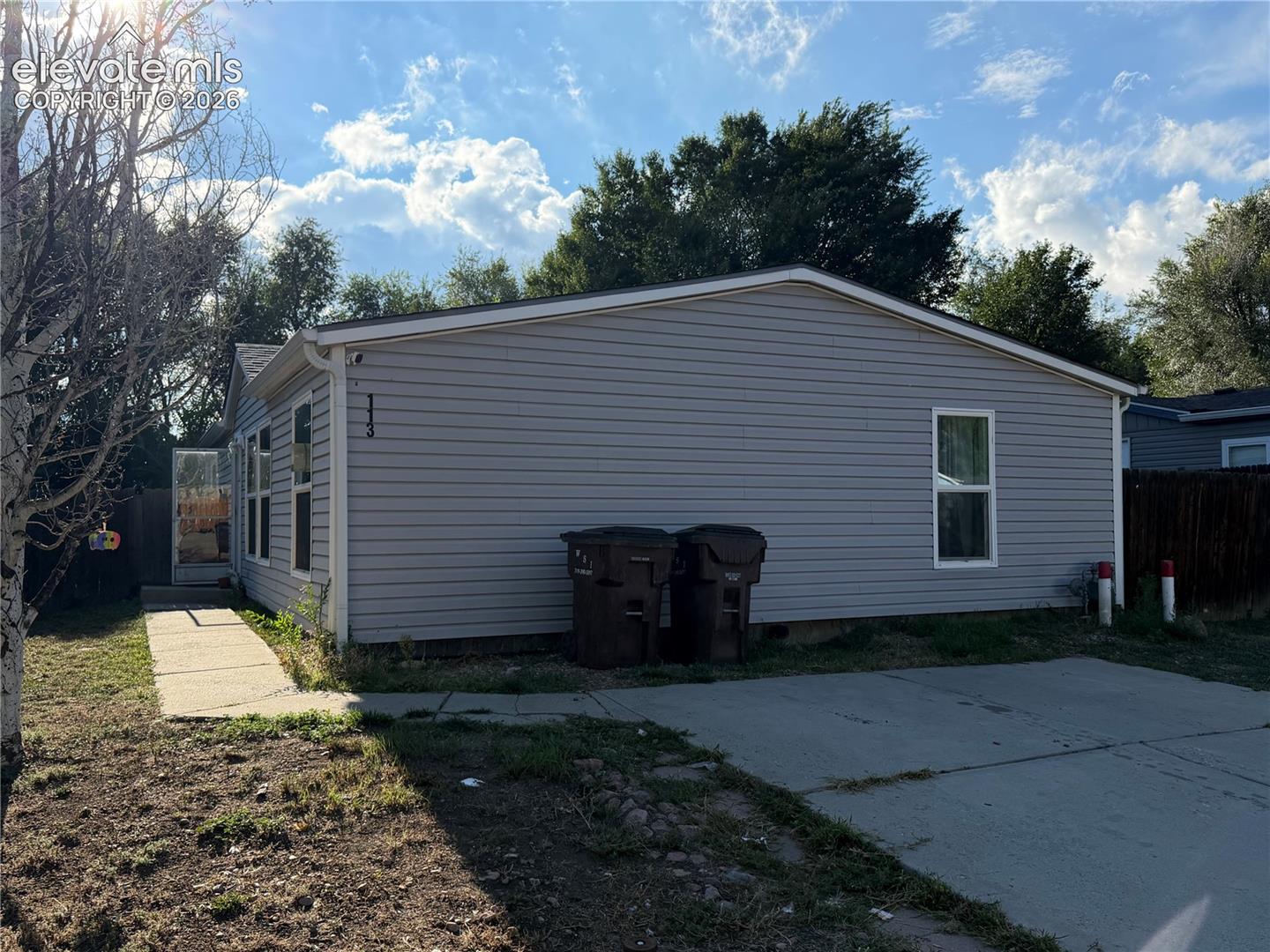 113 Mojave Way