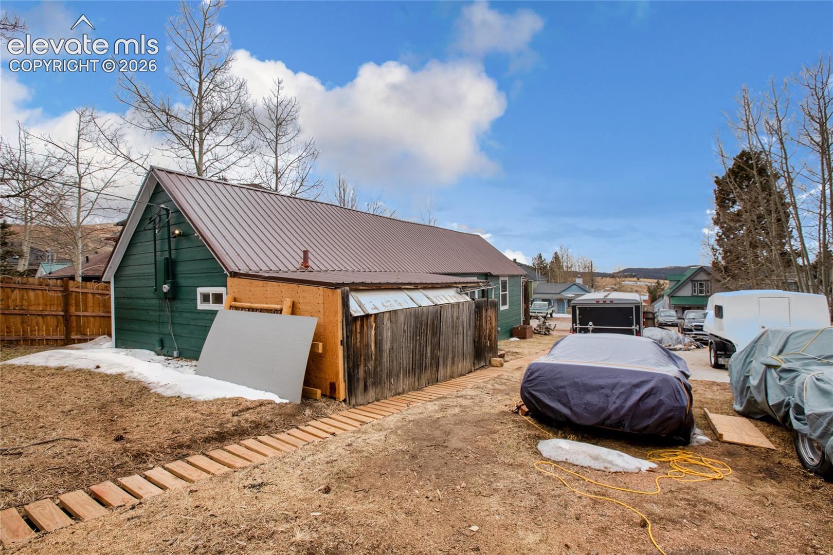 325 E Eaton Avenue