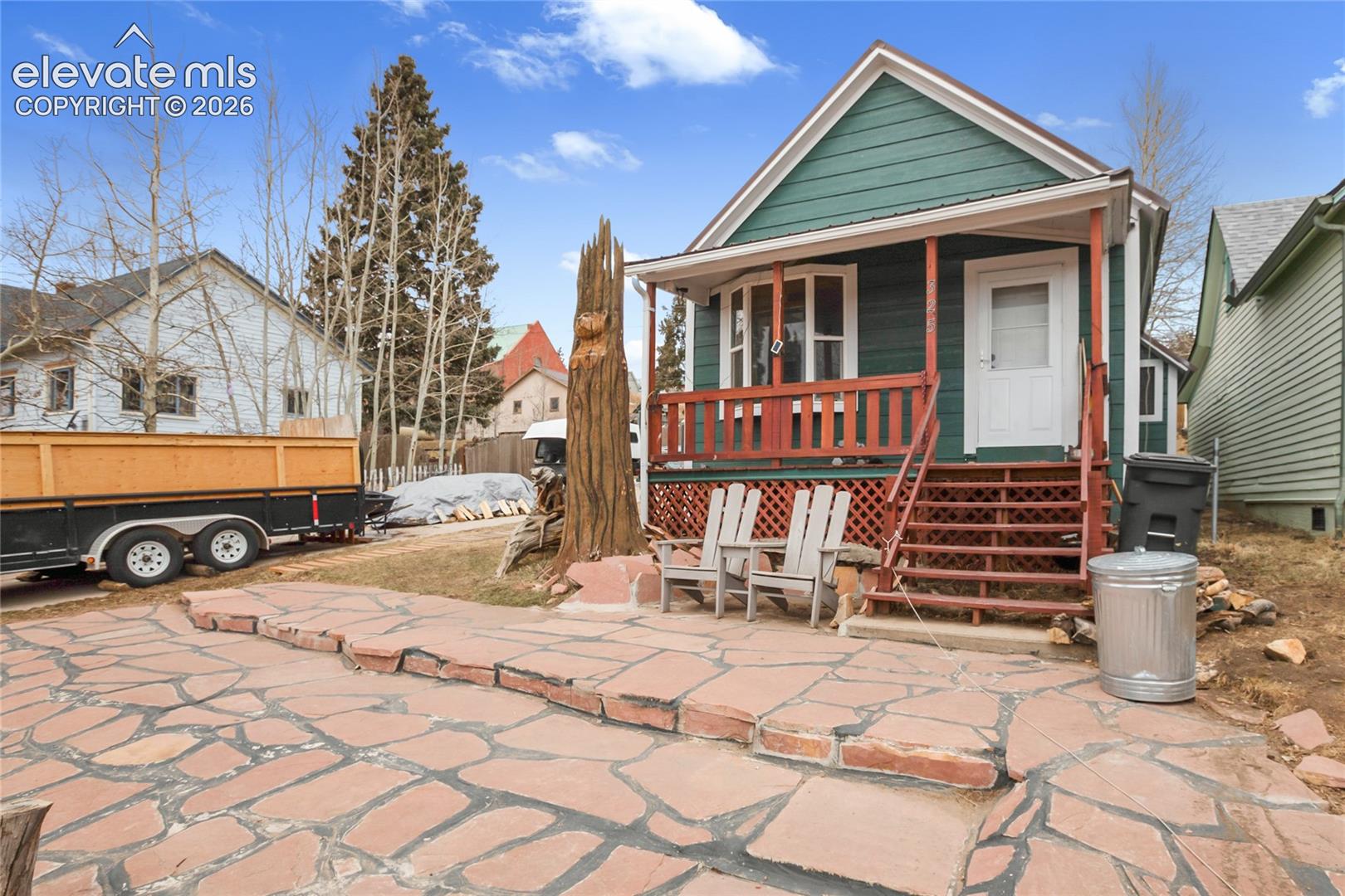 325 E Eaton Avenue