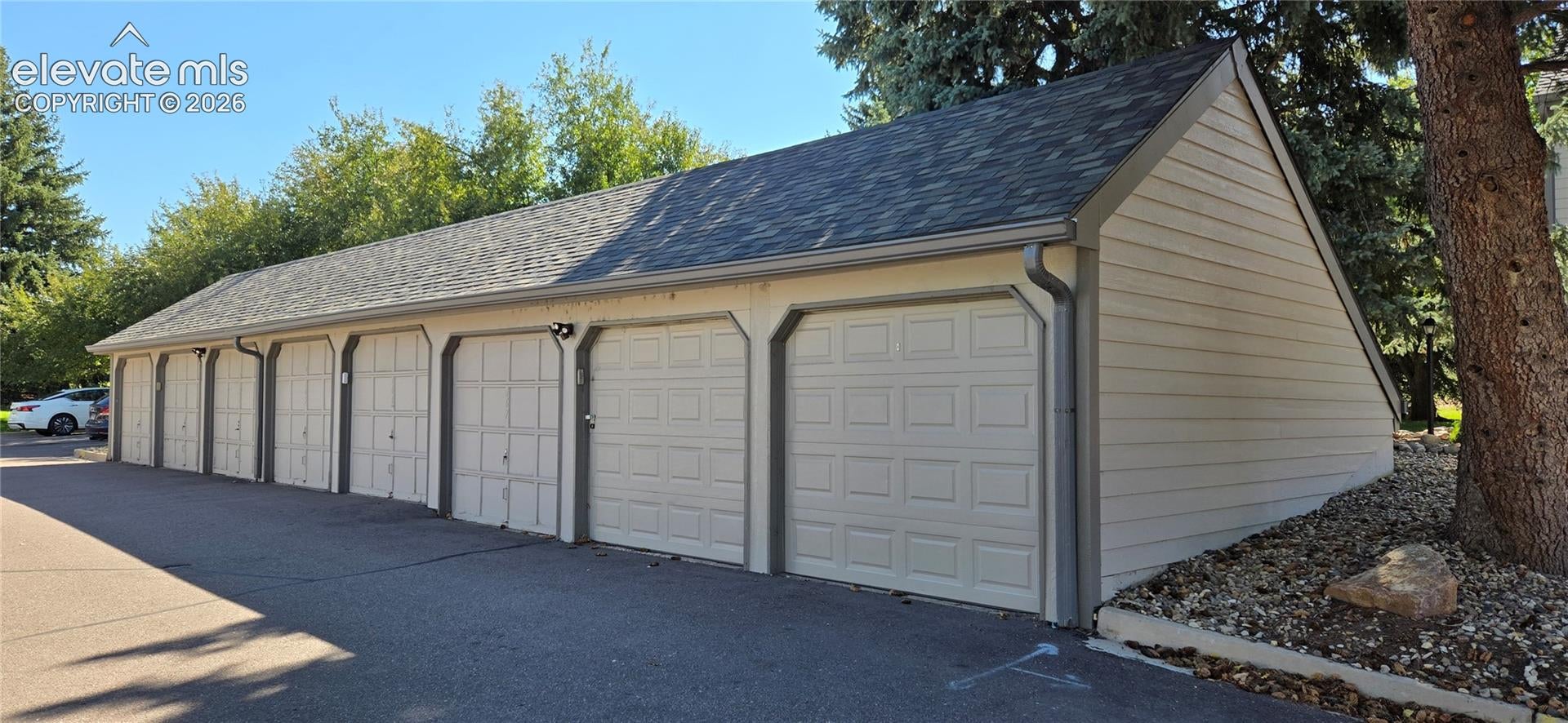 290 Cobblestone Drive