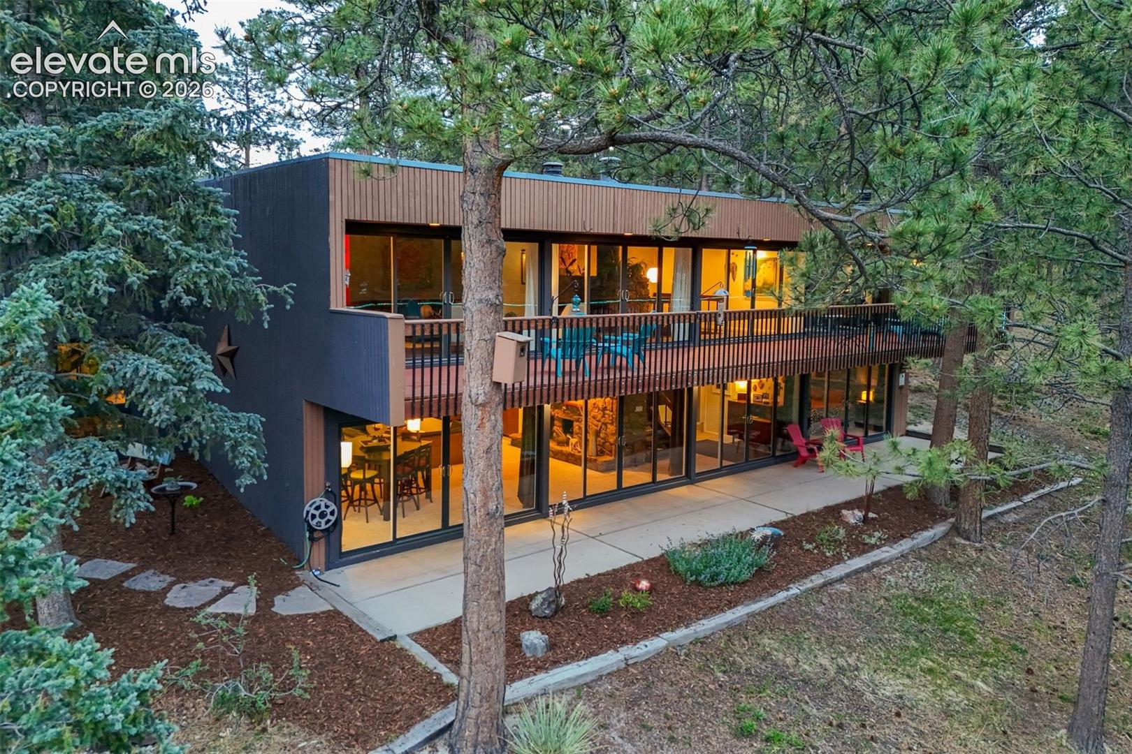 1325 Deer Creek Road