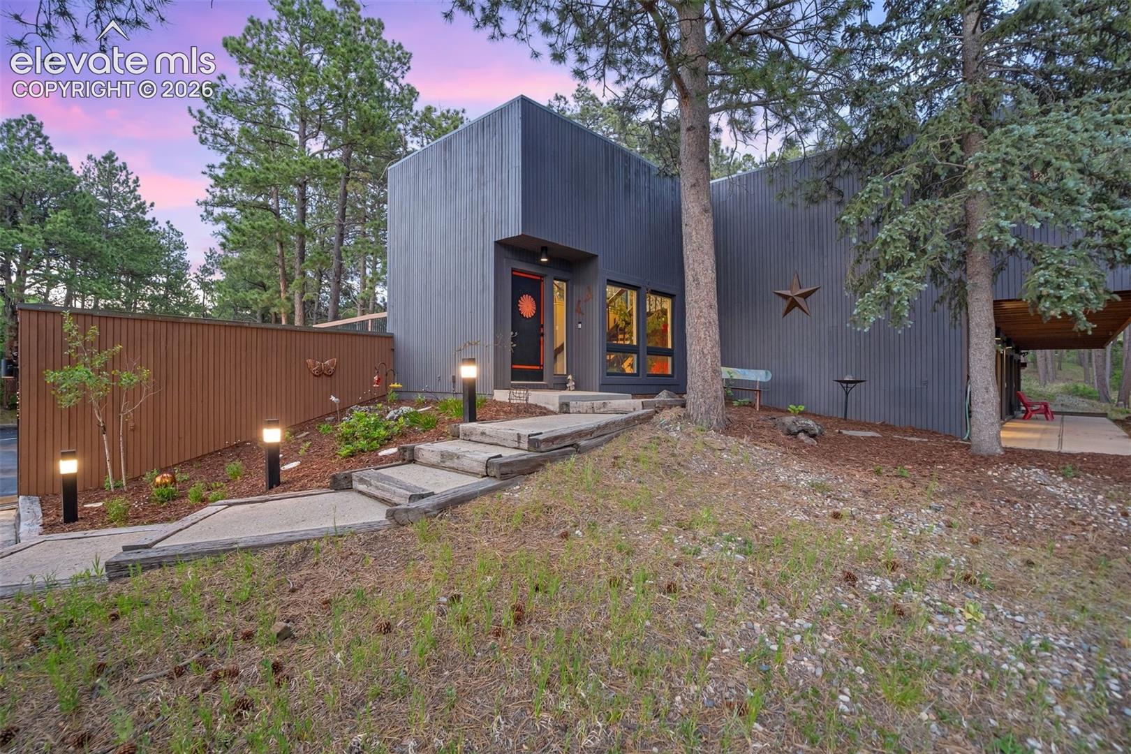 1325 Deer Creek Road