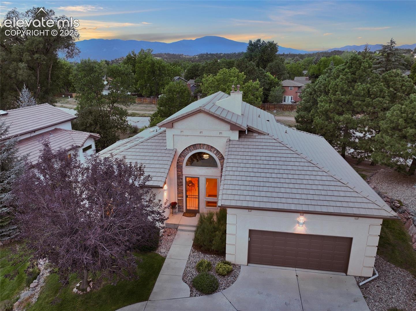 2836 Stonewall Heights