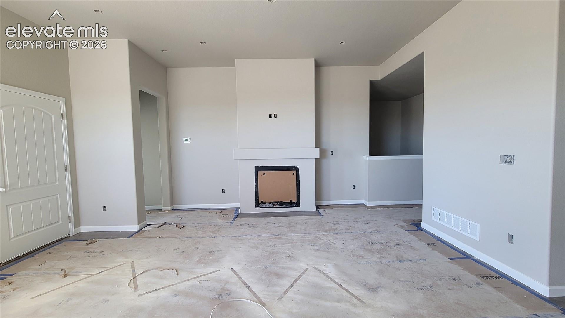 9452 Simper Heights