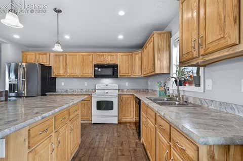 Tiny photo for 736 Indiana Avenue, Limon, CO 80828 (MLS # 8919399)