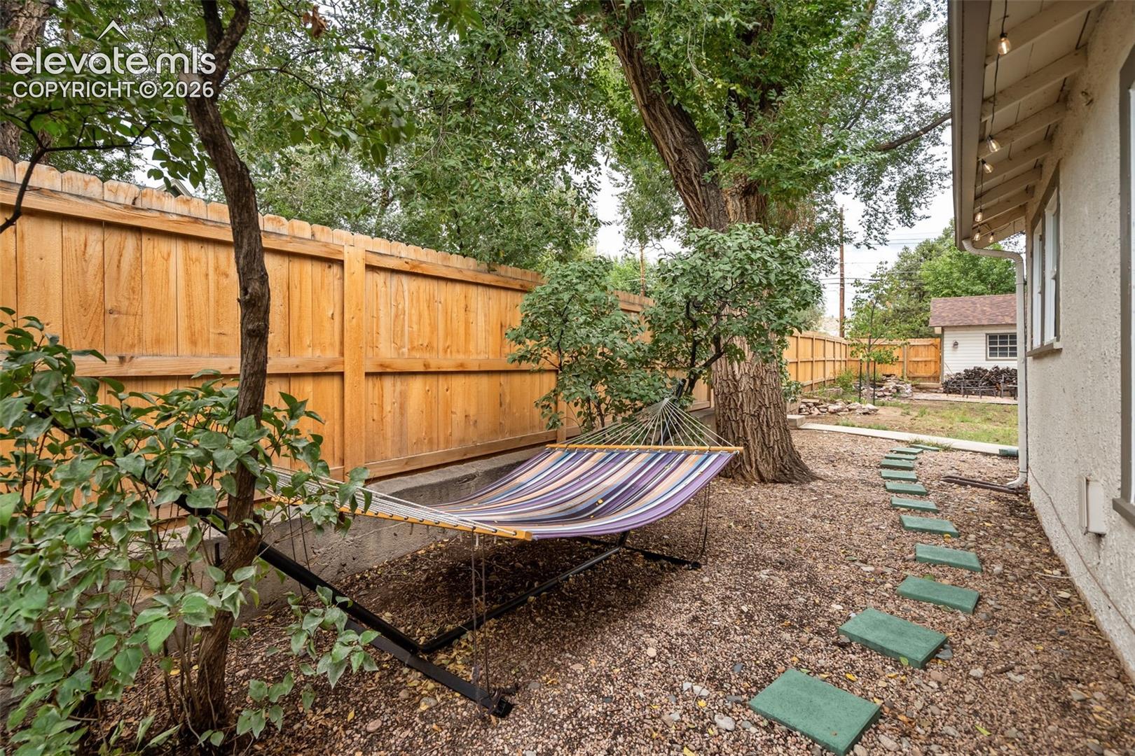 528 S 26th Street