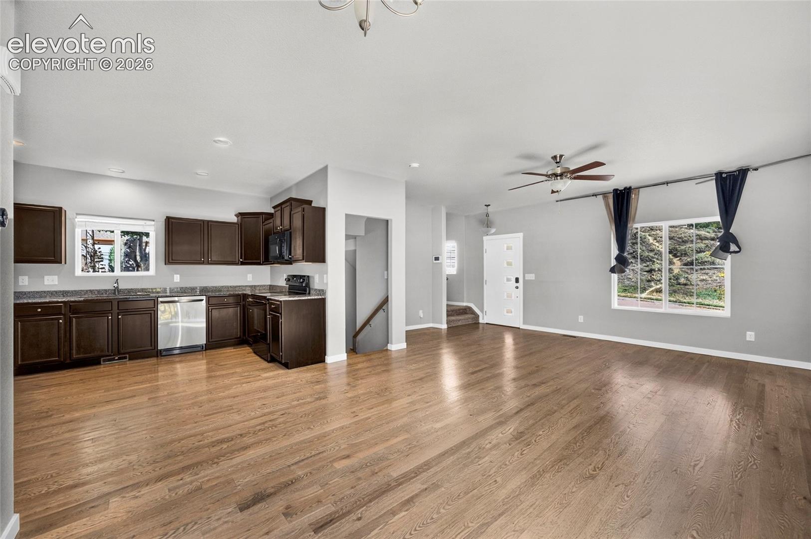 2140 St James Drive
