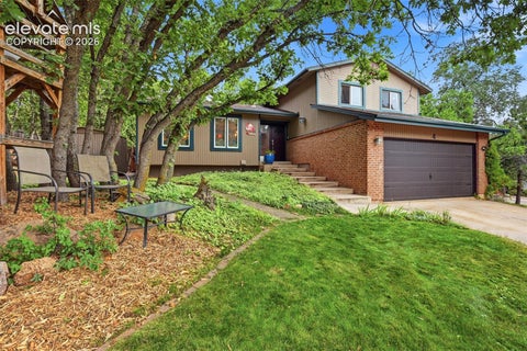 Photo of 4 Stover Lane, Manitou Springs, CO 80829 (MLS # 4174186)