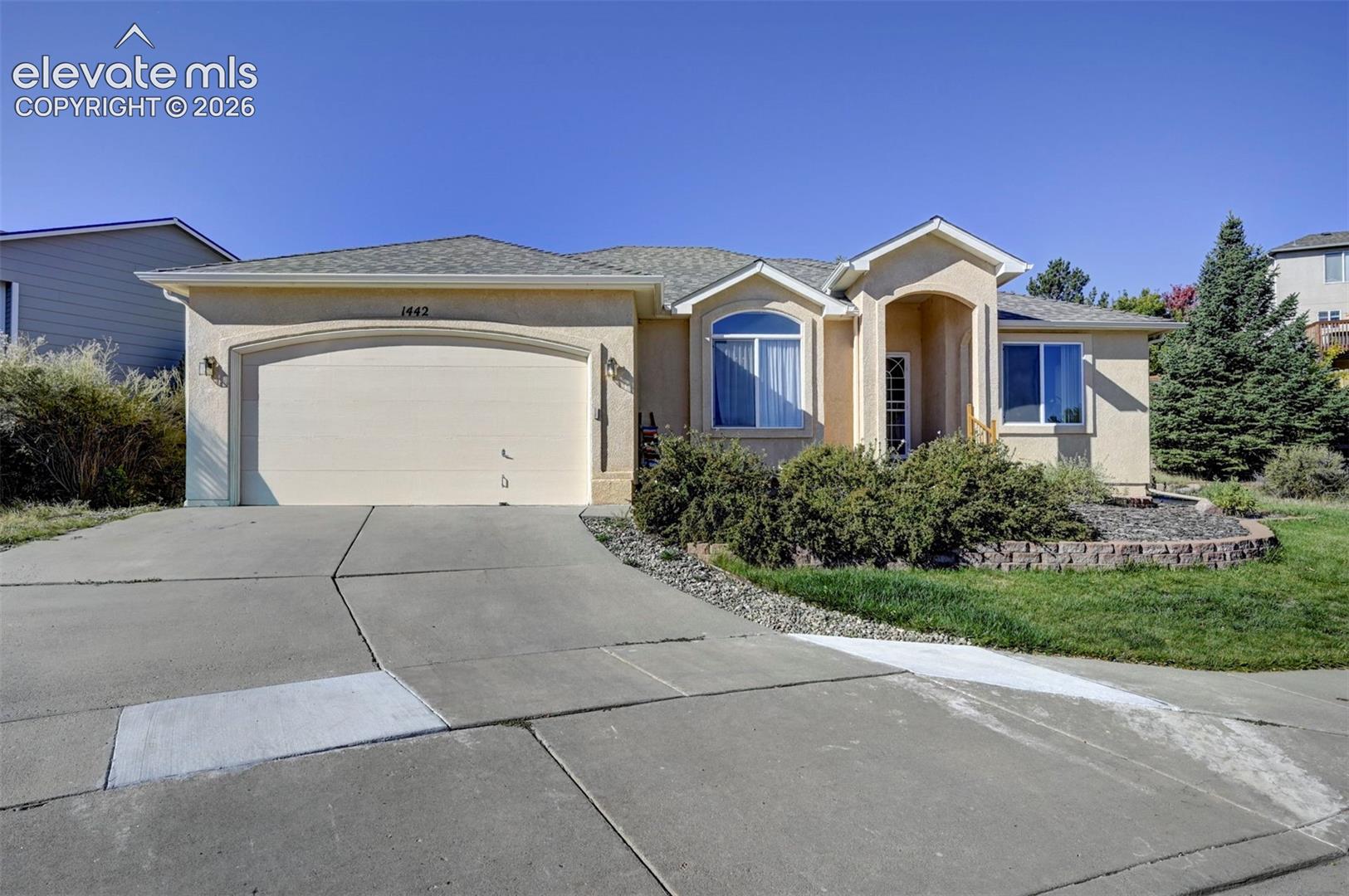 1442 W Costilla Street