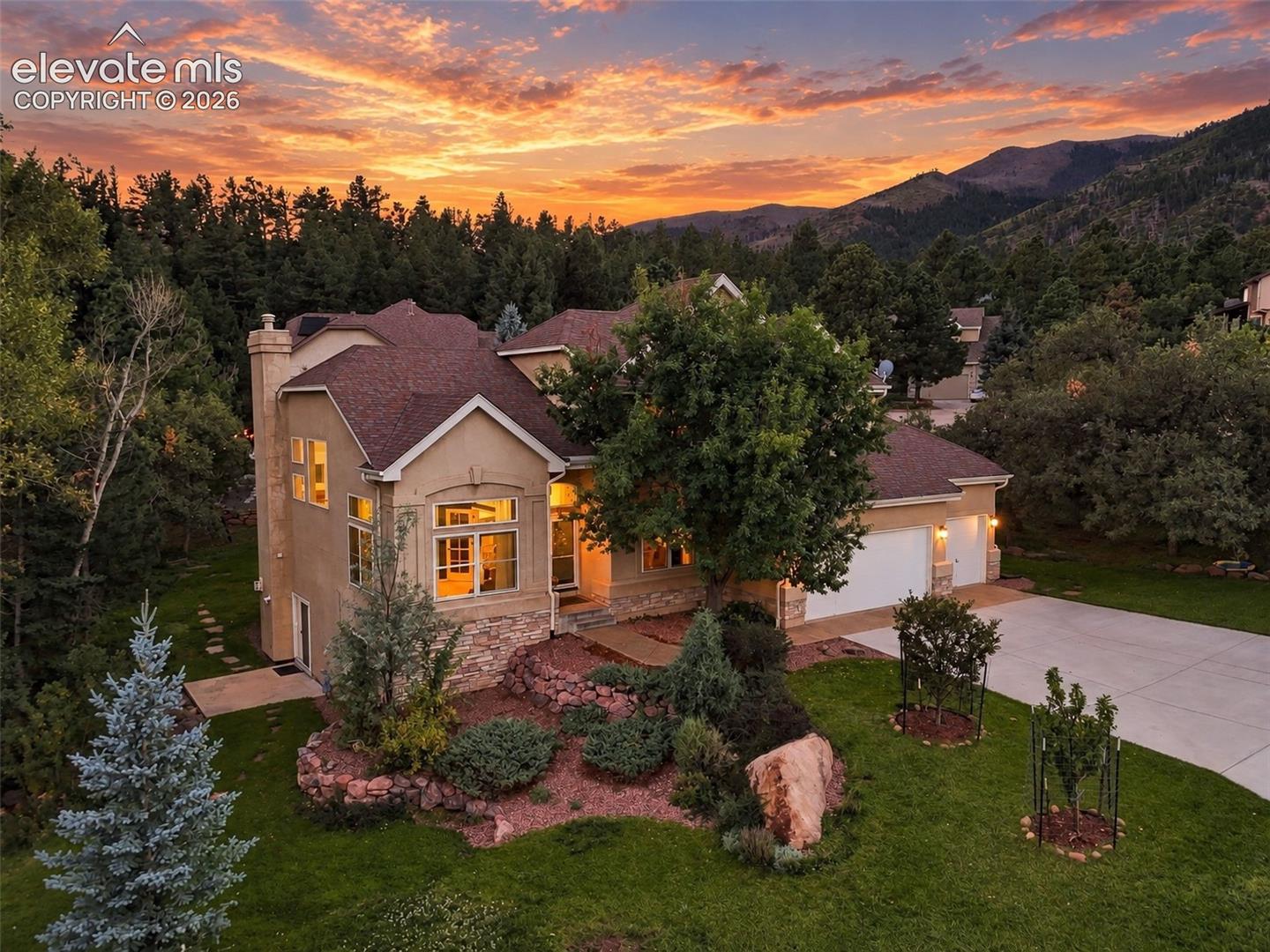3320 Blodgett Drive