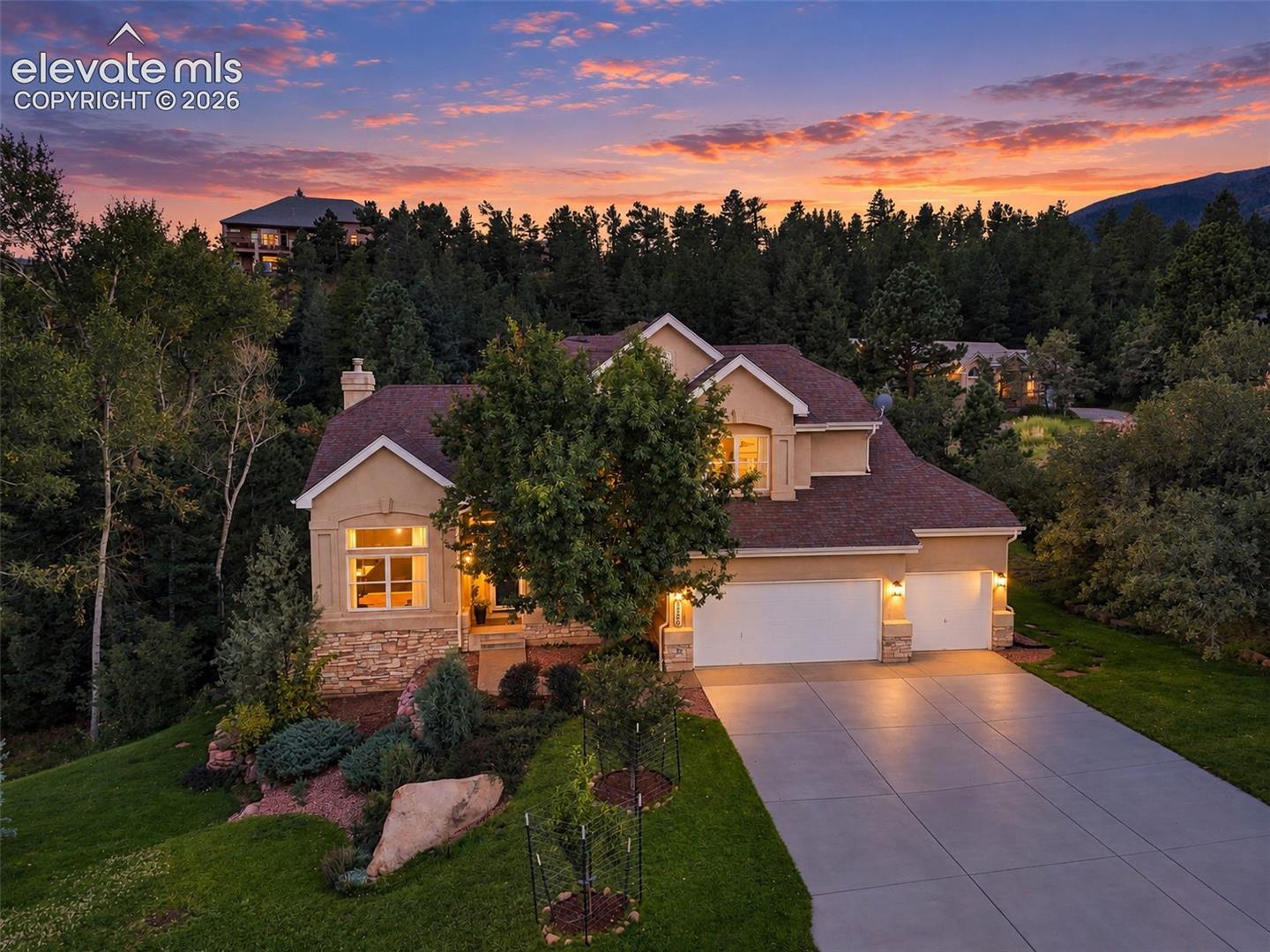 3320 Blodgett Drive