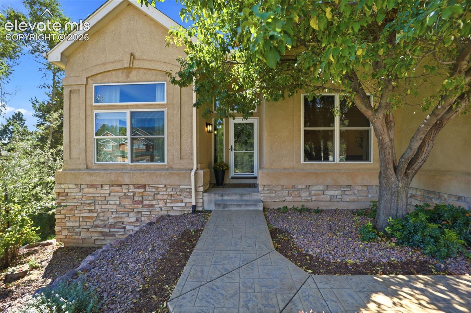 3320 Blodgett Drive