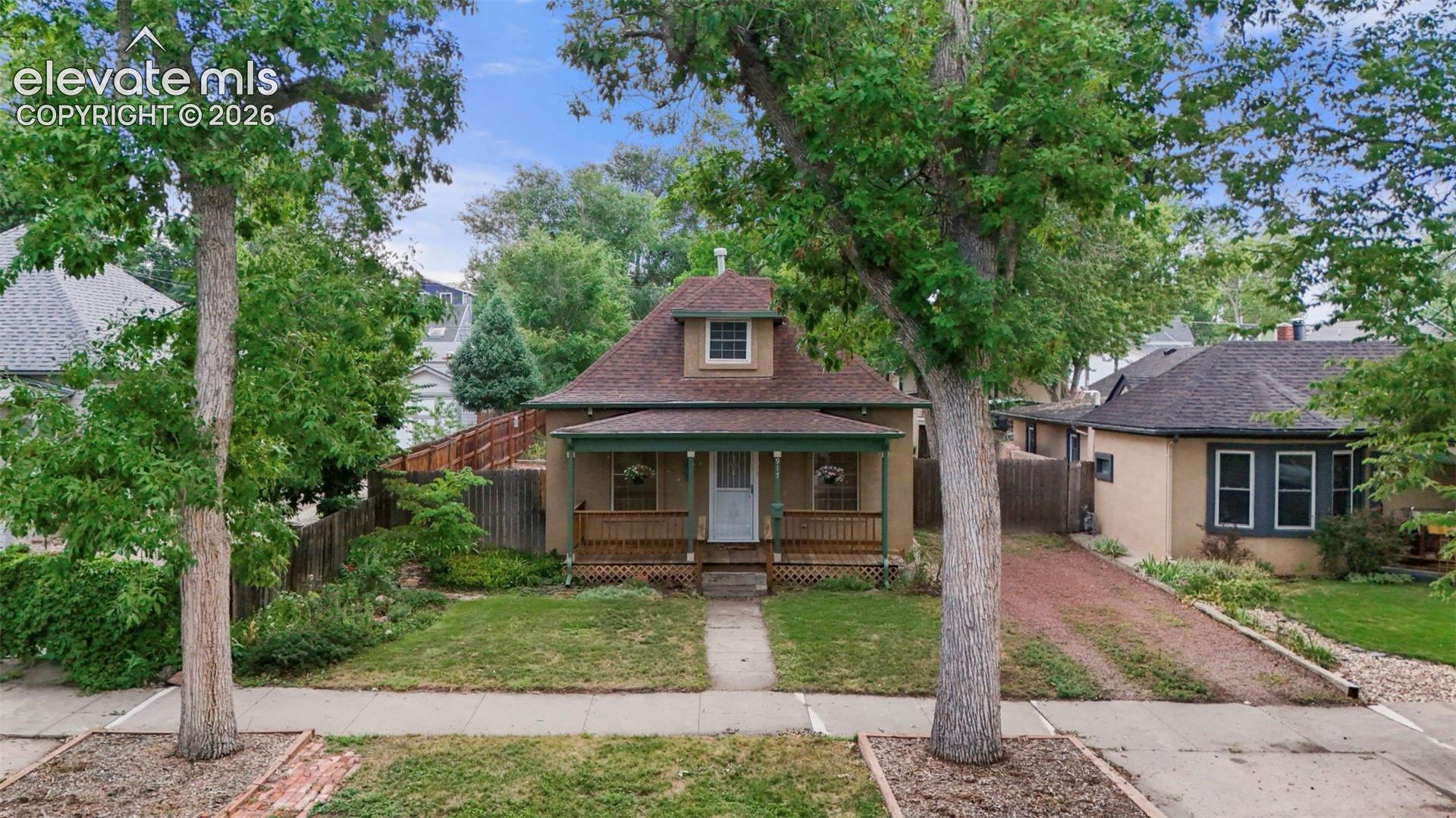 917 Custer Avenue