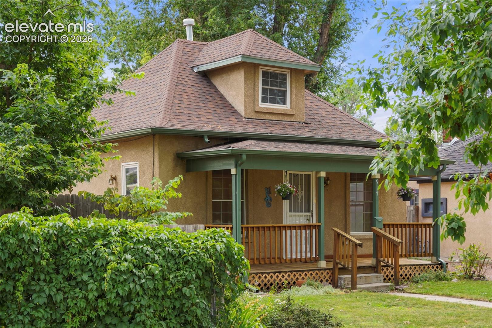 917 Custer Avenue