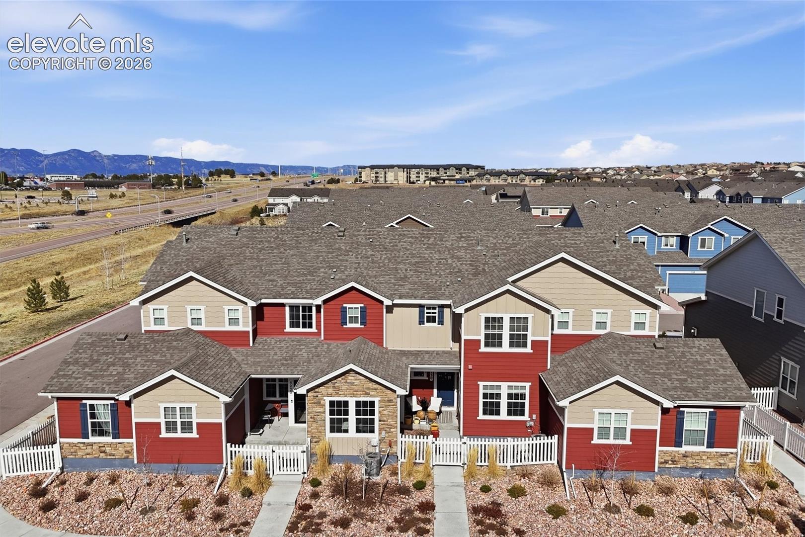 5230 Mountain Vista Heights