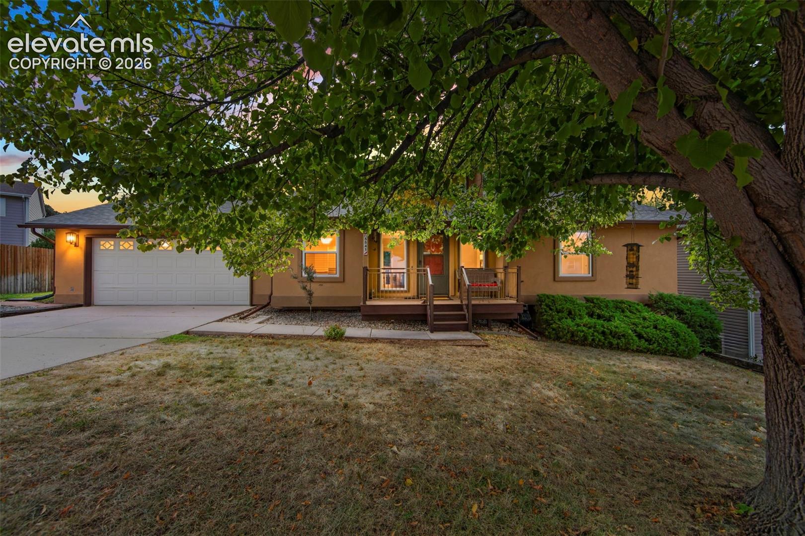 5541 Country Heights Drive