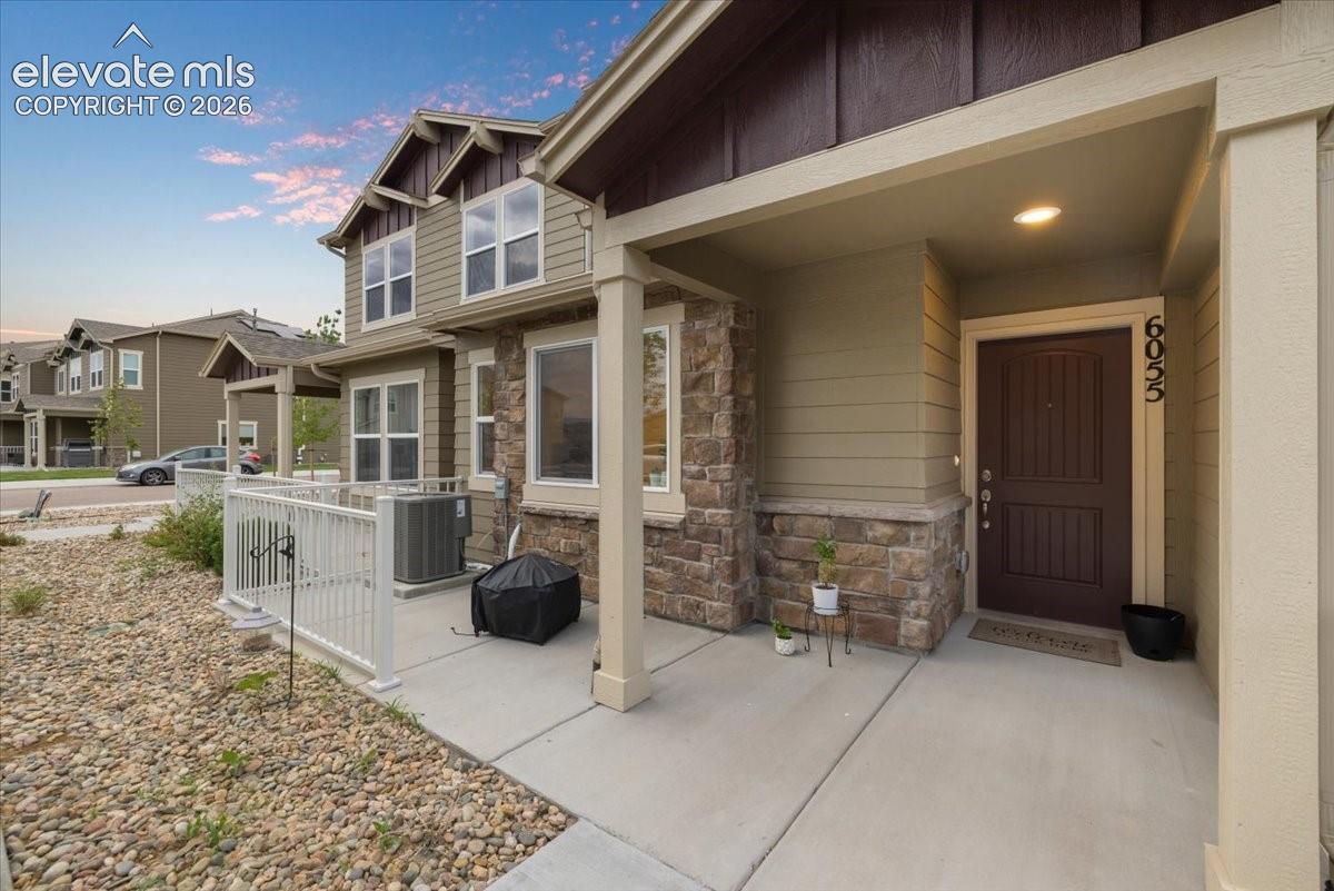 6055 White Wolf Point