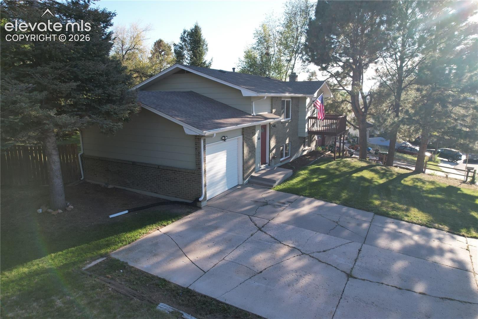 6565 athletic Avenue