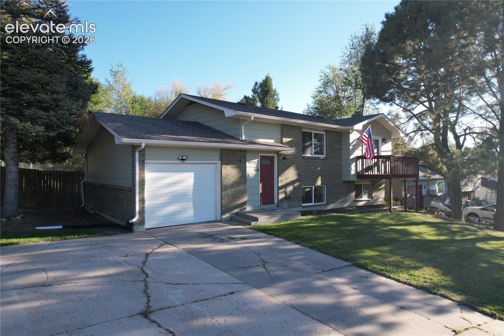 6565 athletic Avenue