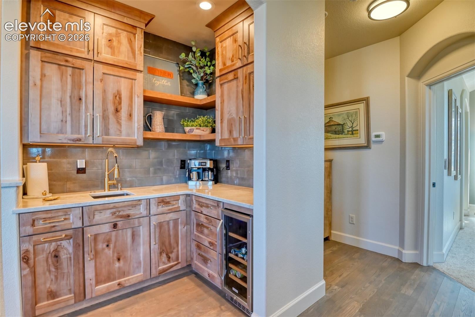 2313 Rainbows End Point