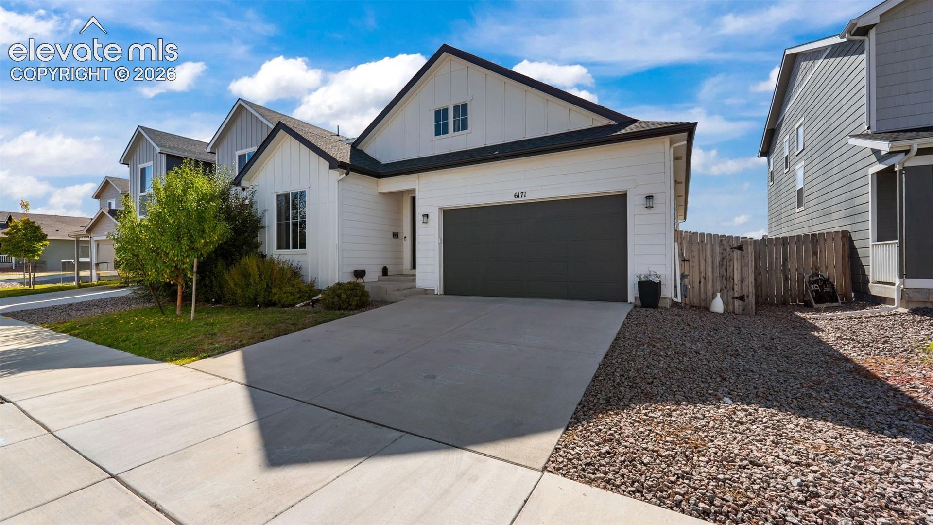 6171 Vickie Lane