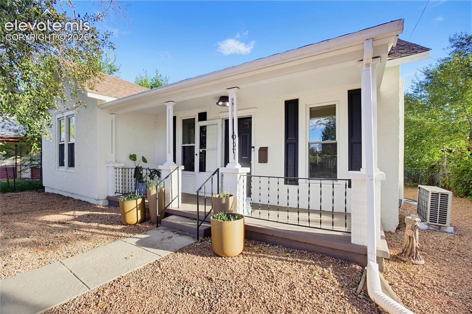 621 E Cache La Poudre Street