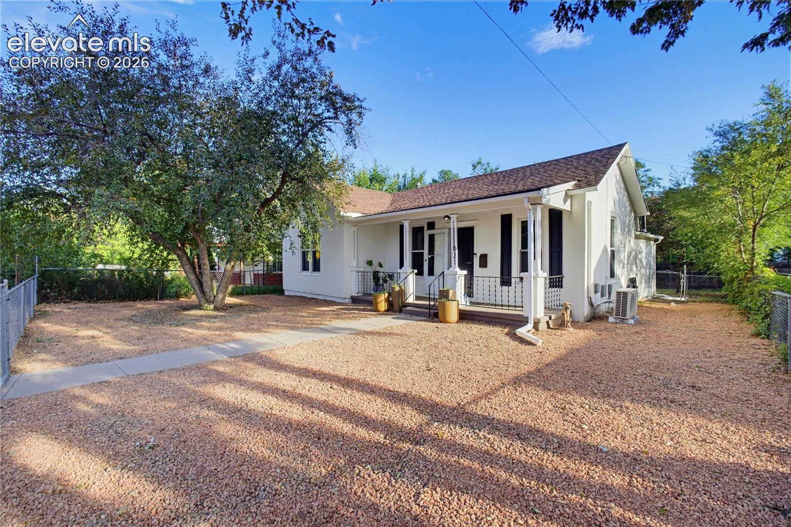 621 E Cache La Poudre Street