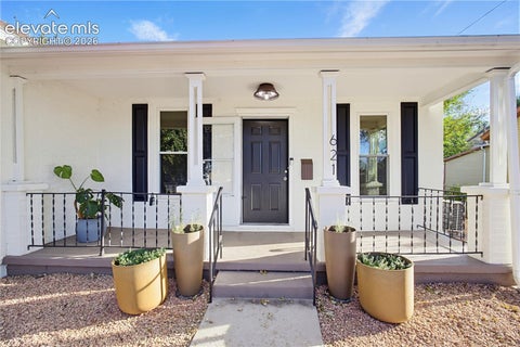 Photo of 621 E Cache La Poudre Street, Colorado Springs, CO 80903 (MLS # 2885997)