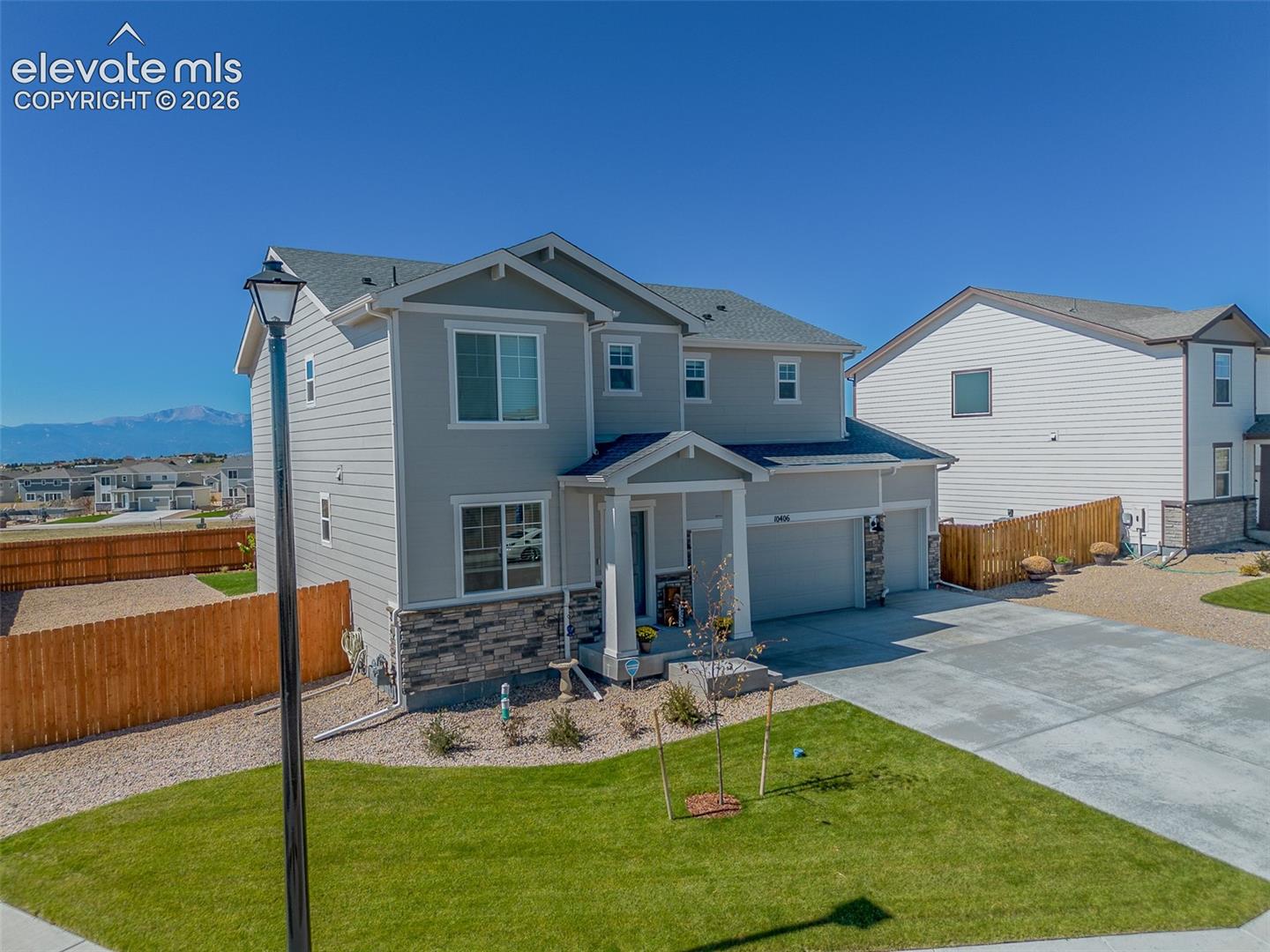 10406 Devoncove Drive