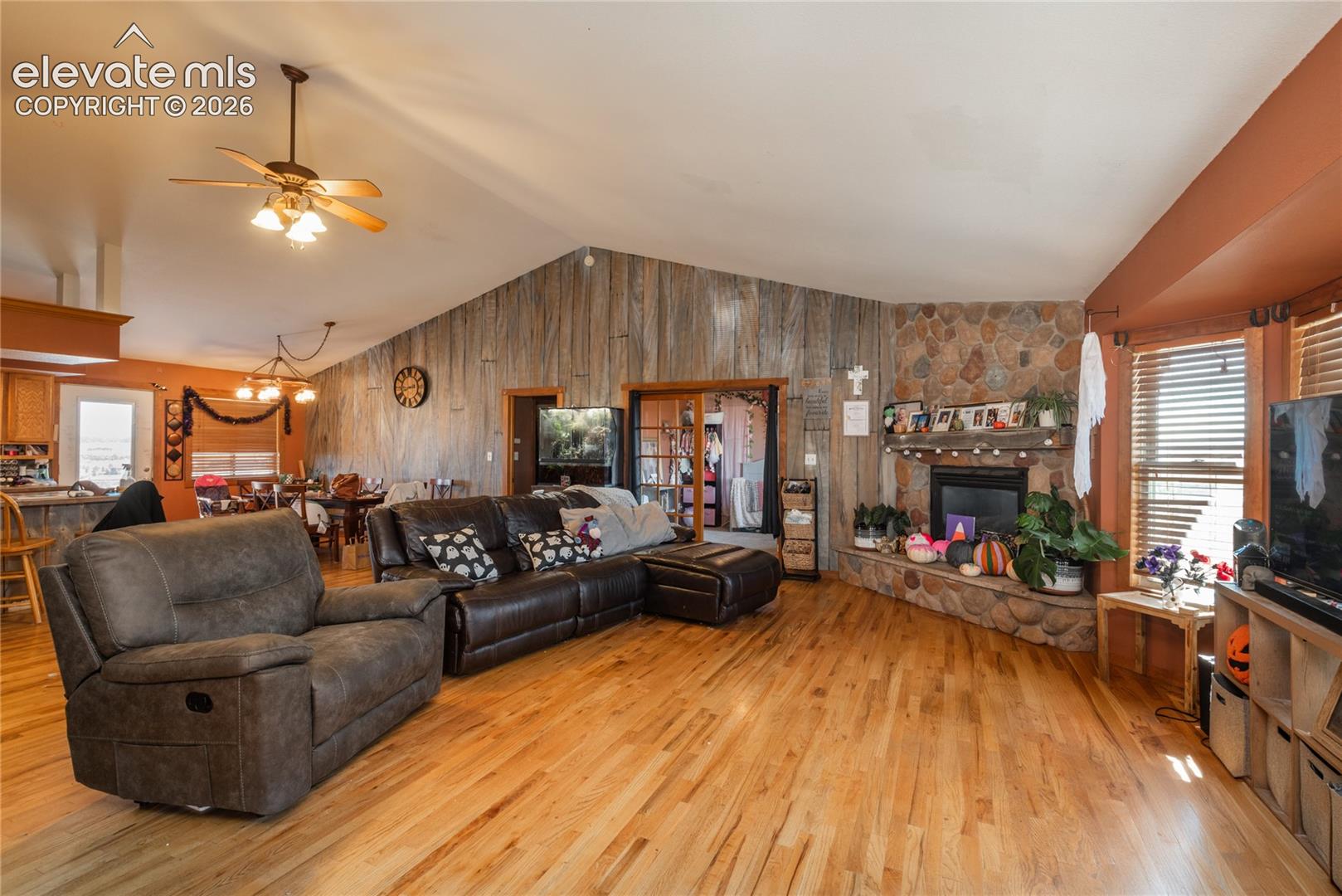 6950 Hodgen Road