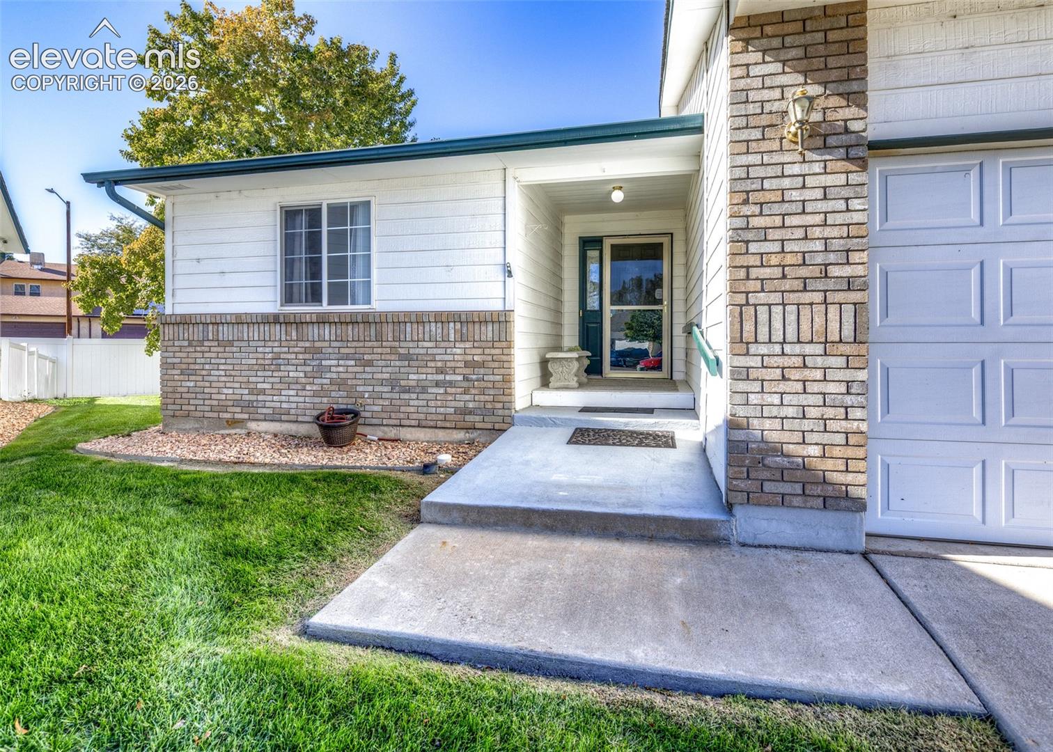 10 Nona Brooks Drive V