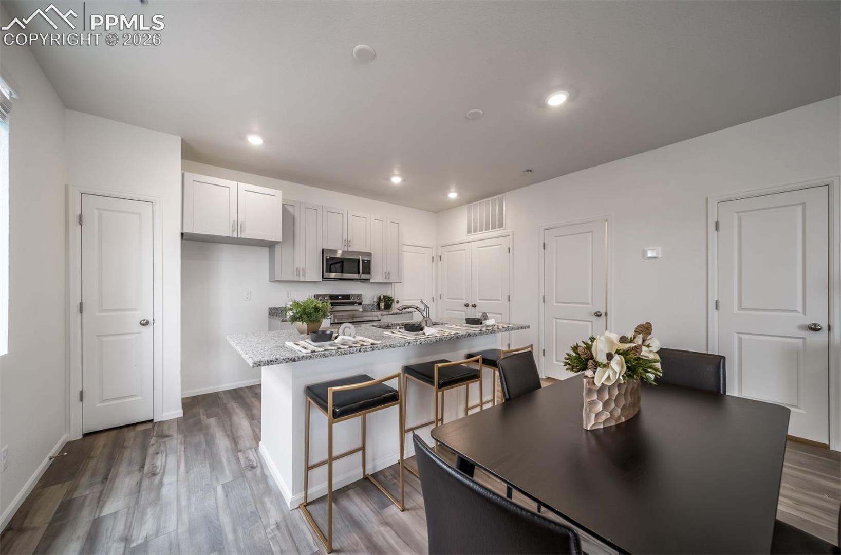 5812 Bowerman Lane