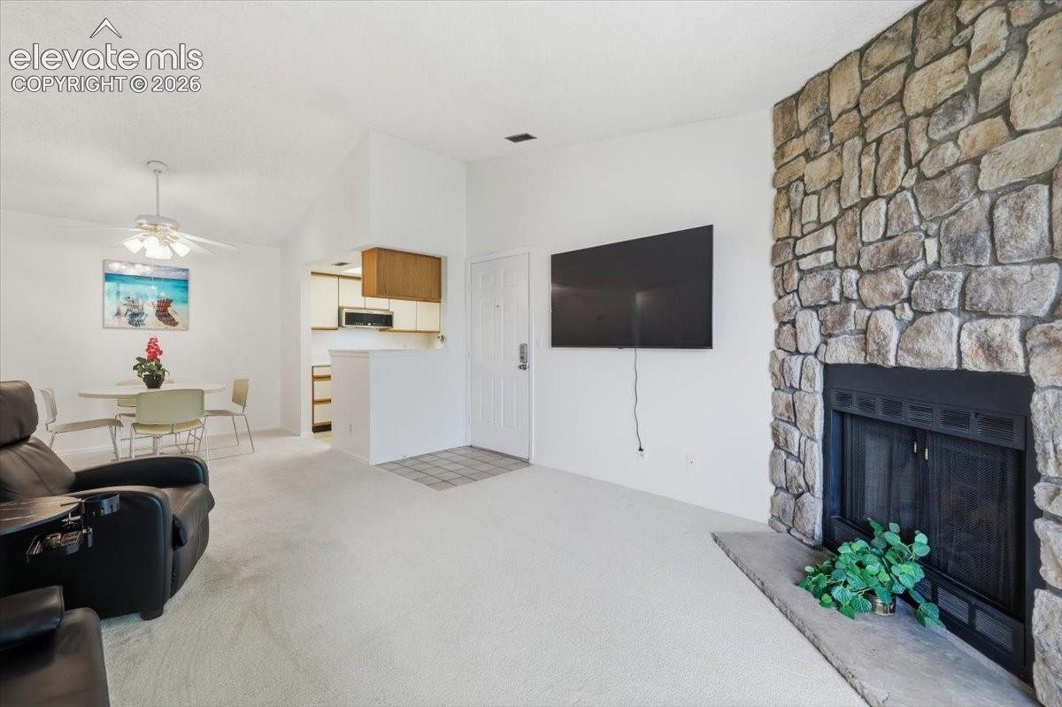 846 Tenderfoot Hill Road 202