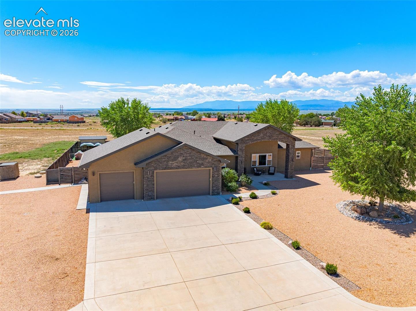 1148 W Buena Ventura Court
