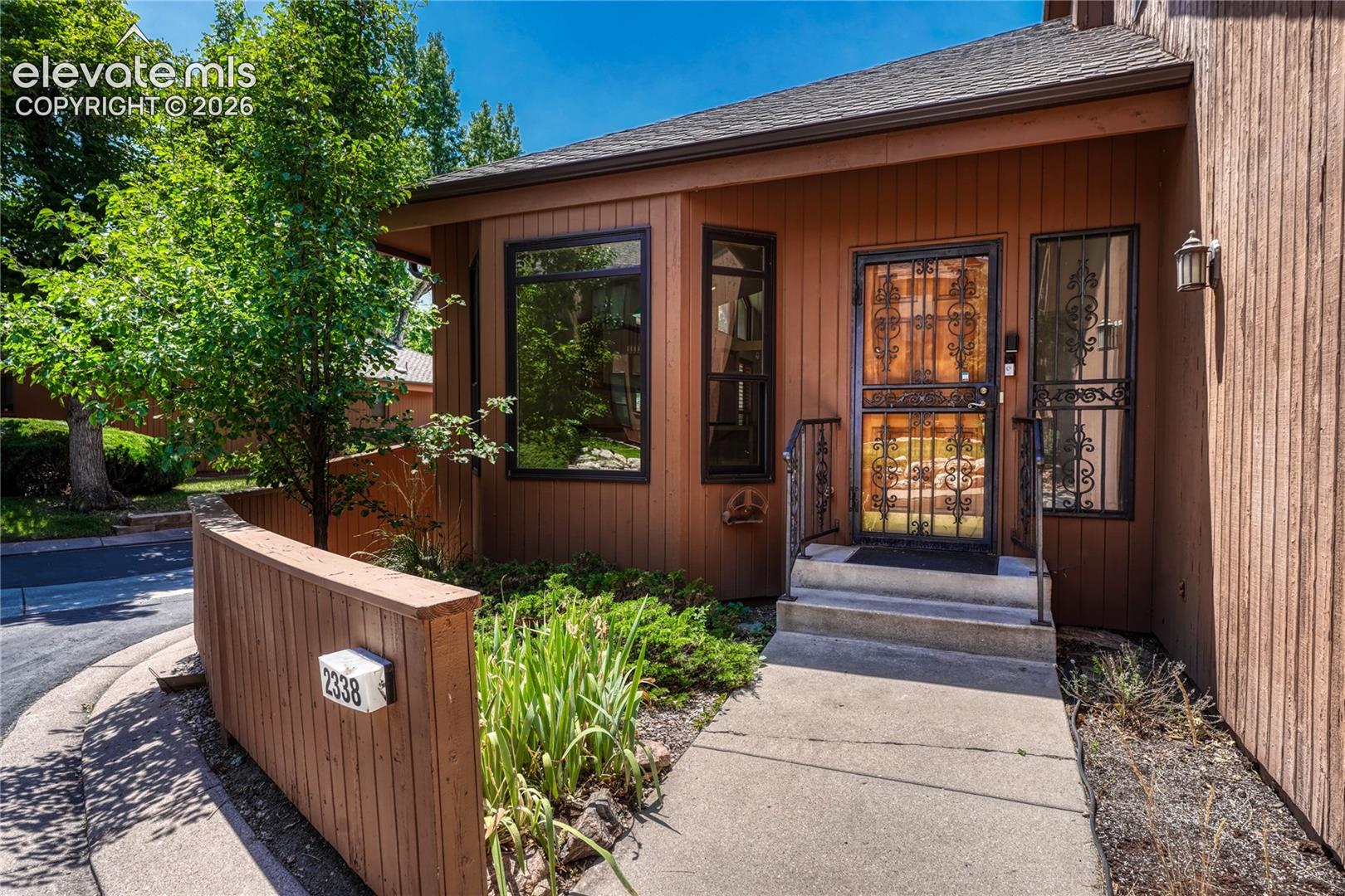 2338 Wood Avenue