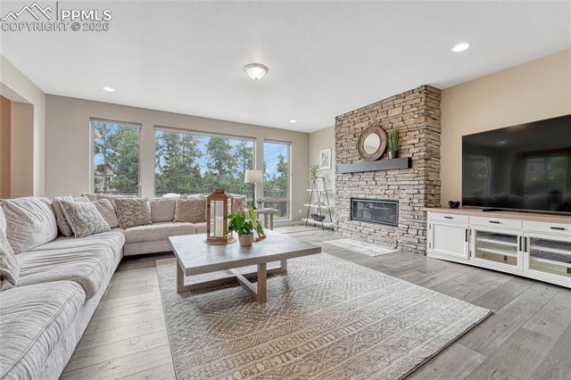 16335 Golden Sun Way