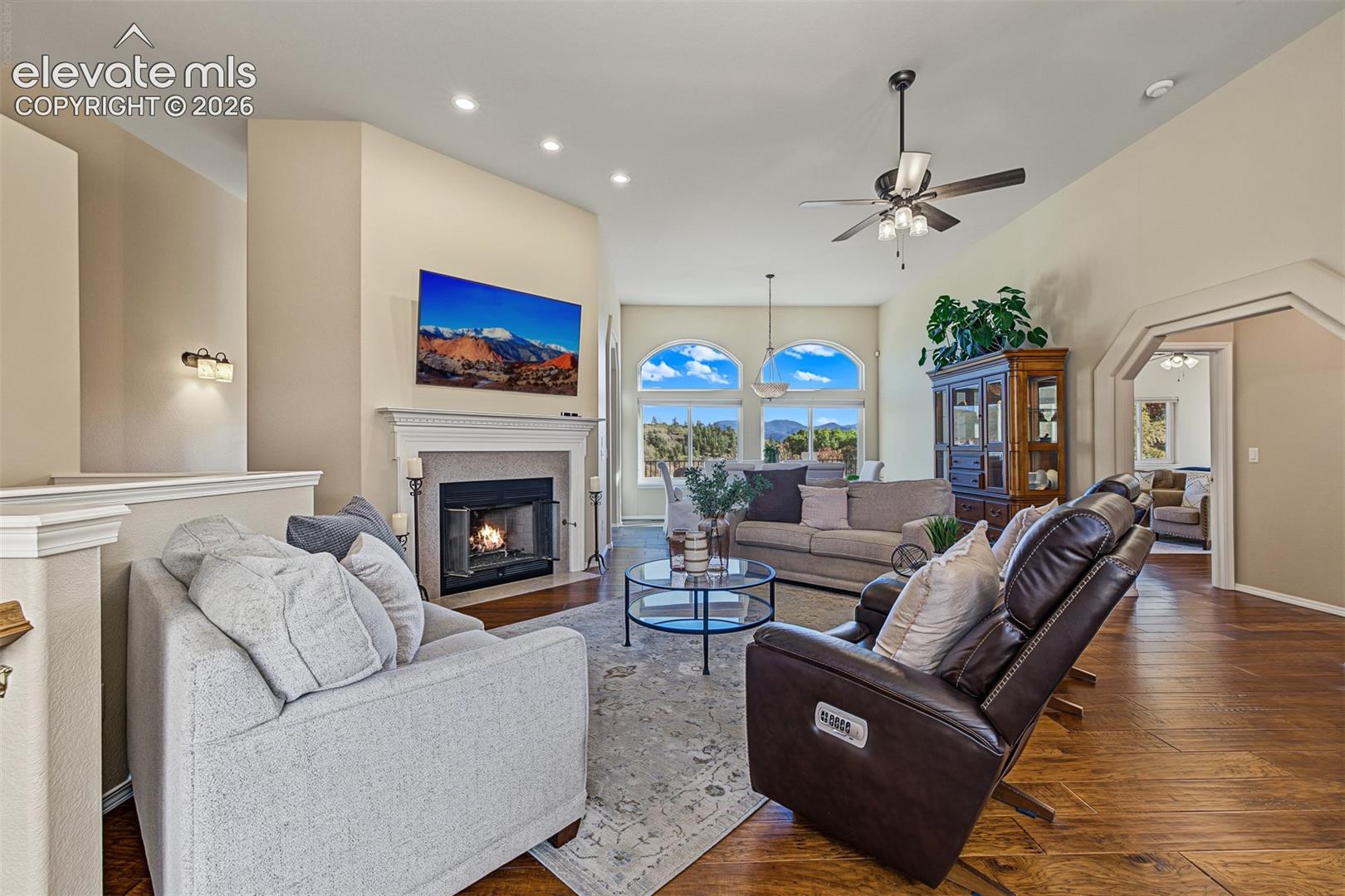 3530 Twisted Oak Circle