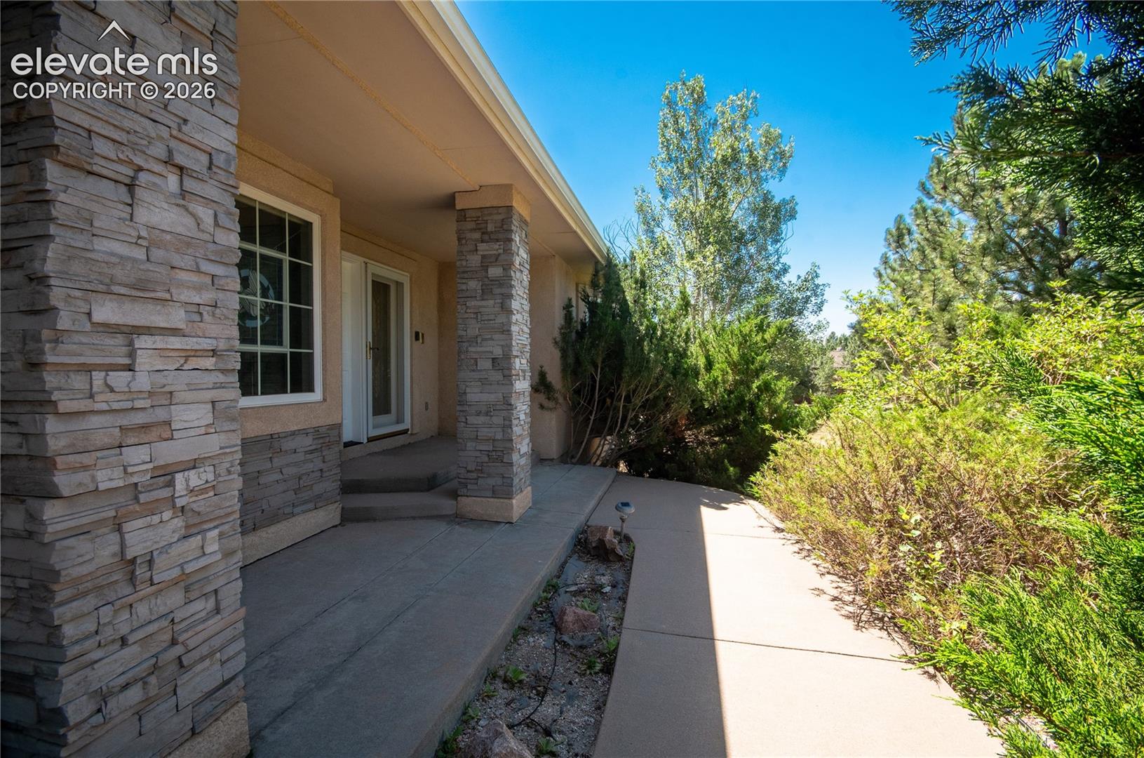 19558 Fox Trail Way