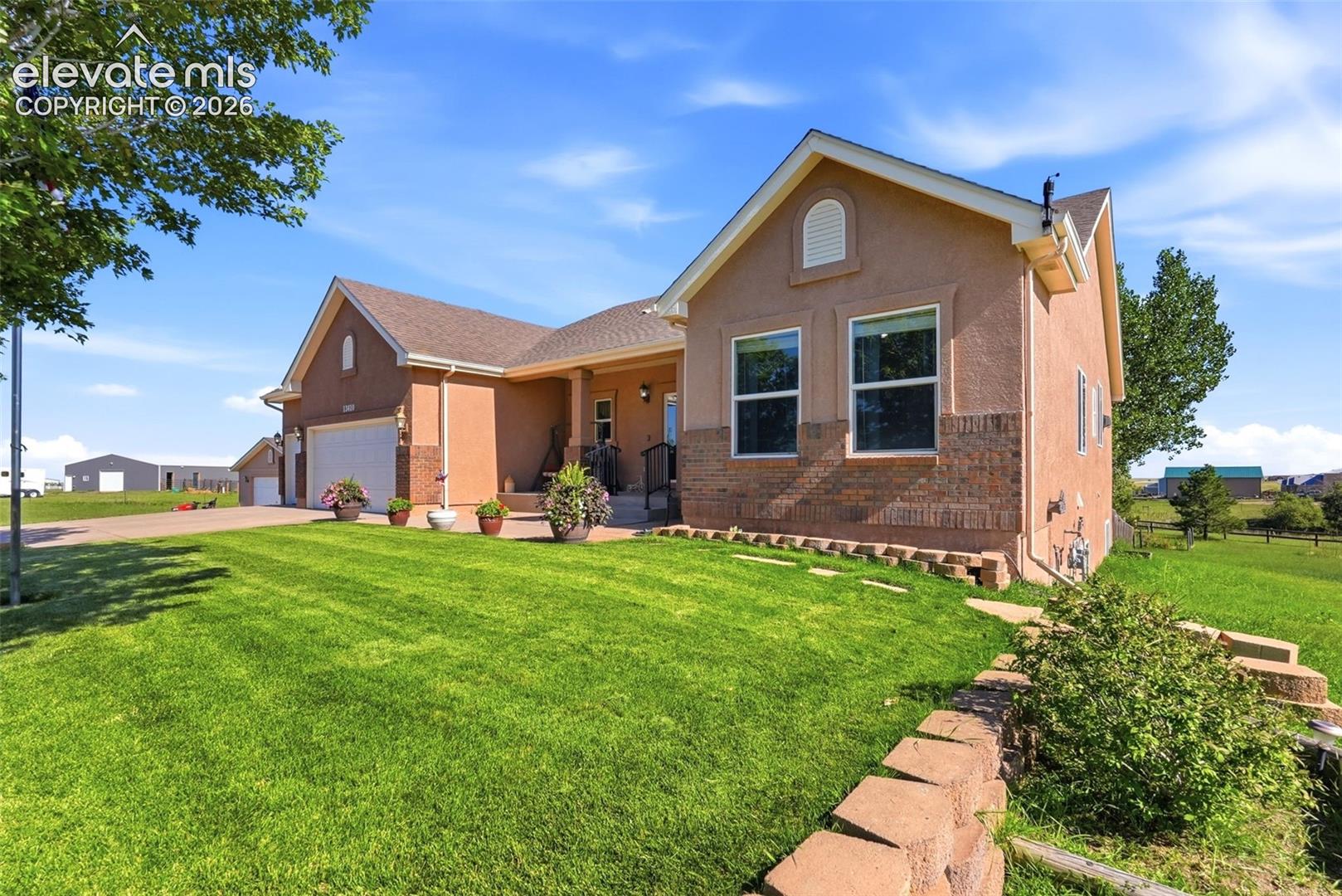 13410 Lariat Circle
