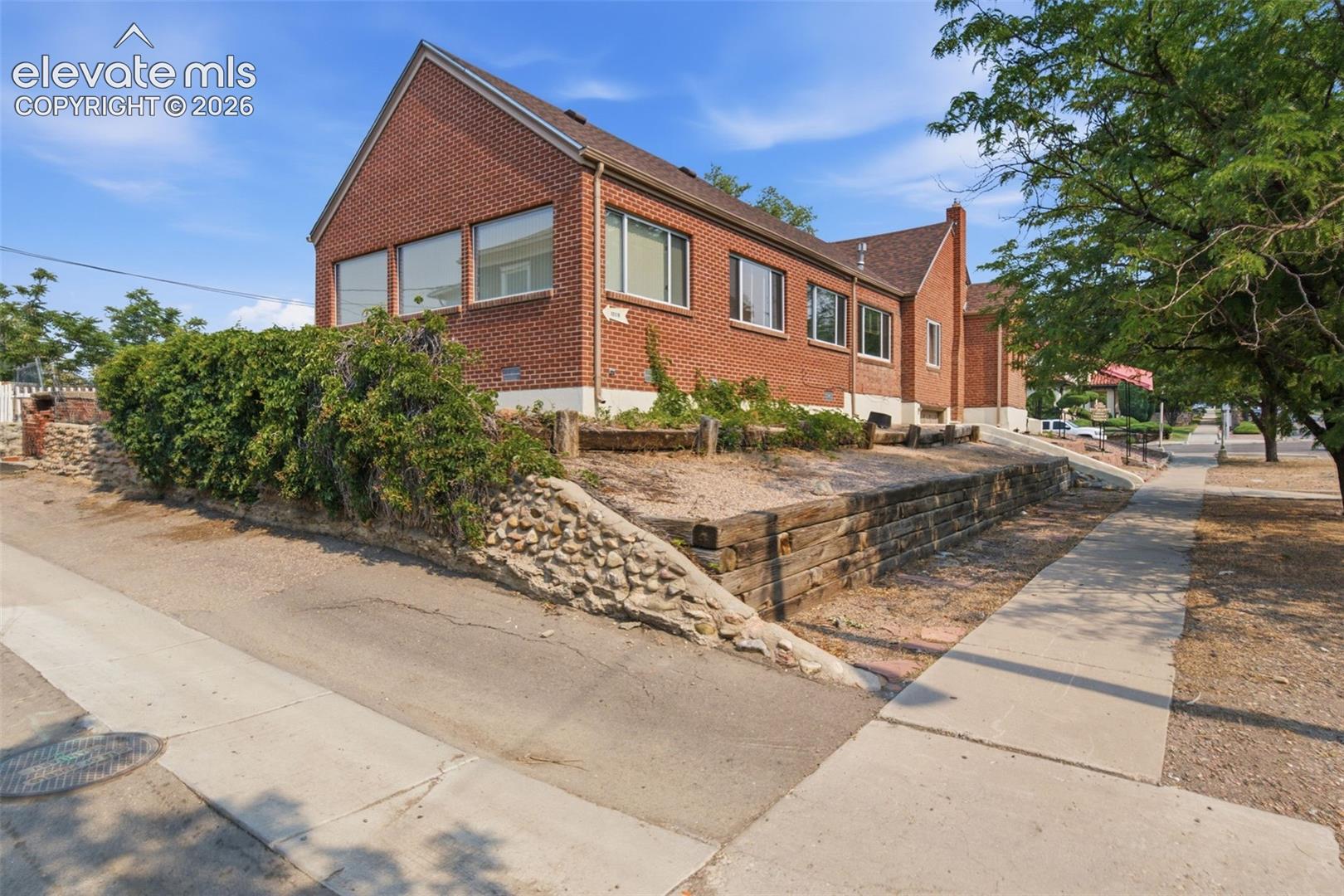 1217 N Greenwood Street