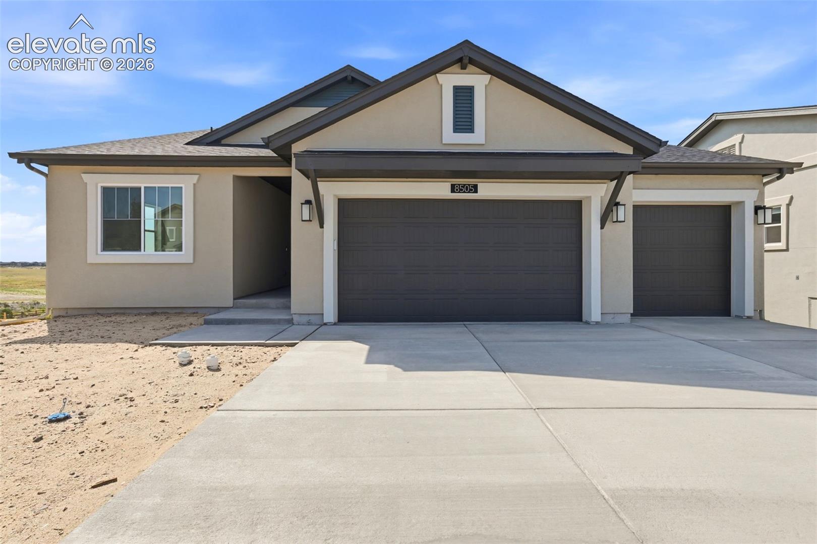 8505 Country Creek Trail