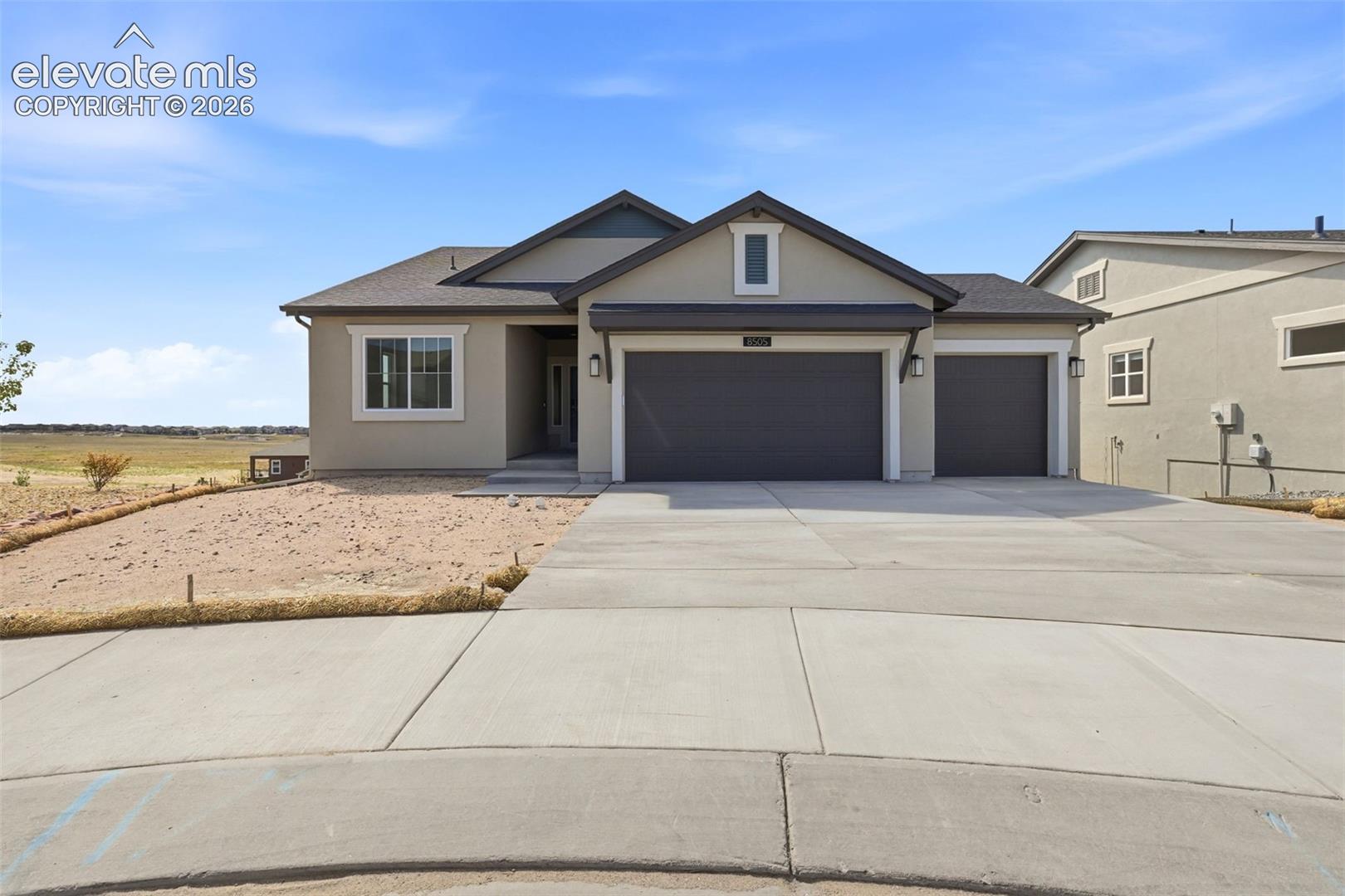 8505 Country Creek Trail
